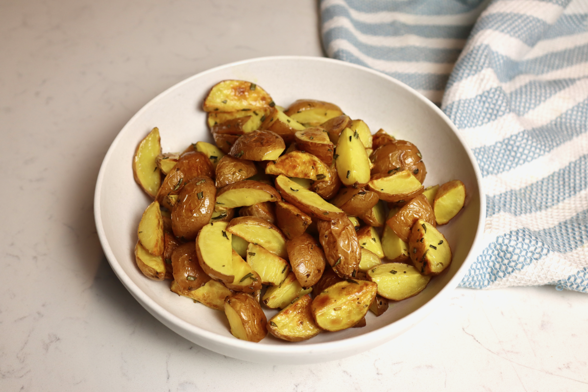 Simple Roasted Rosemary Potatoes